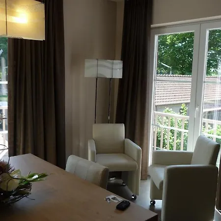 Riche Terre 4* Дамме