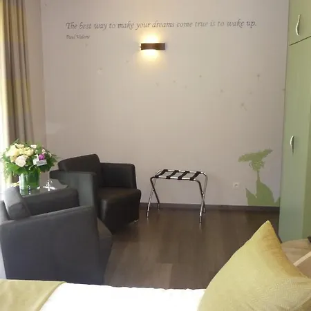 Riche Terre Bed & Breakfast 4*